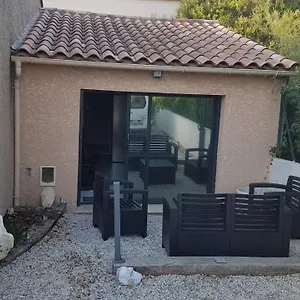 T2 Valentina Hébergement de vacances Rognac